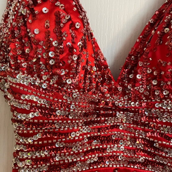 Prom / Formal Gown - Picture 3 of 11